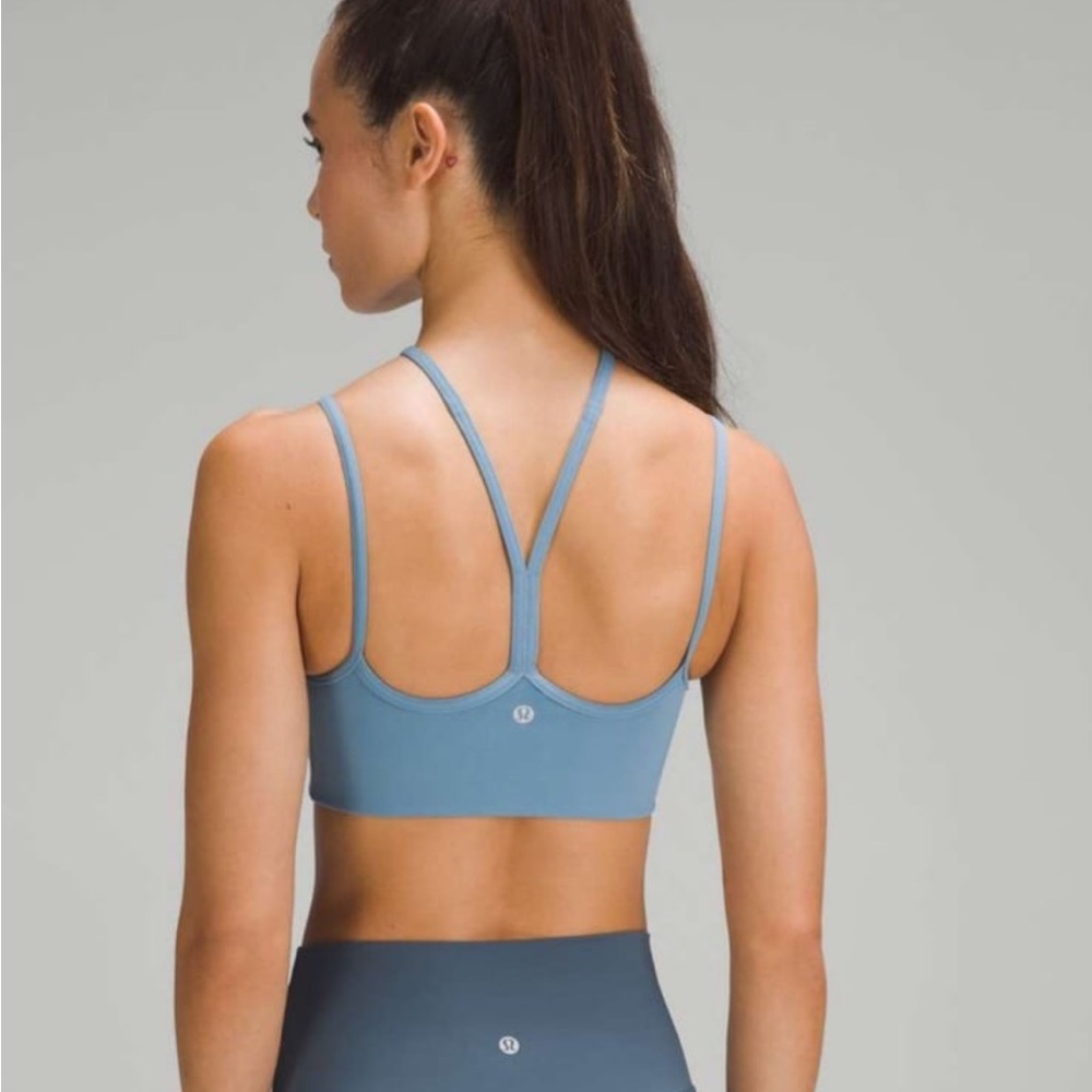 Lululemon - Picture 2 of 5